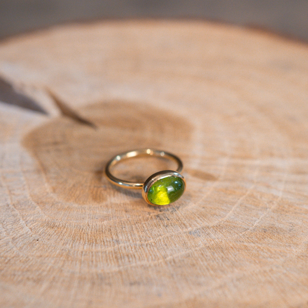 "Olivia S"-Ring